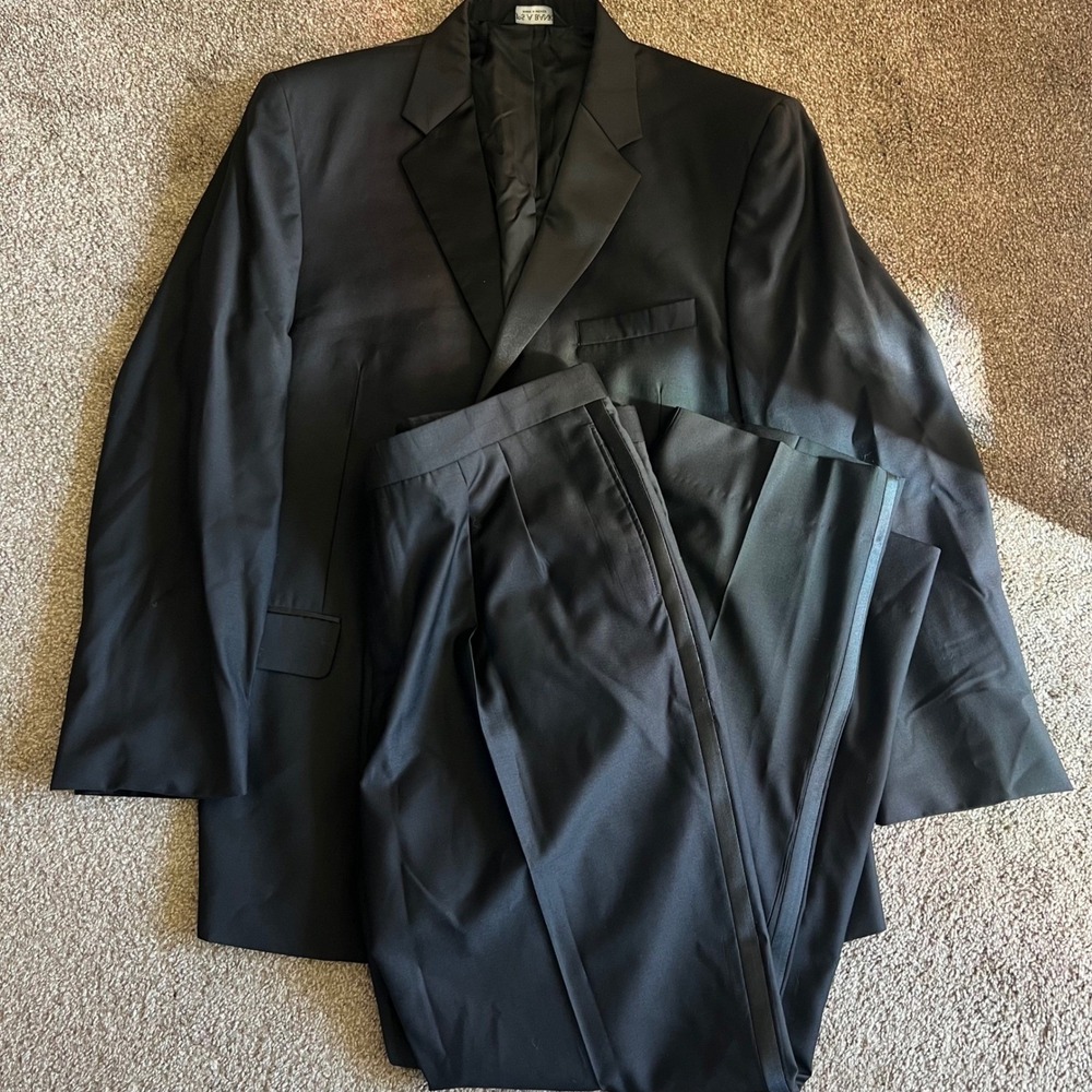 Jos A Bank 2pc Men's Tuxedo Suit Jacket 46L Pants 41Lx34 Black Wool 0865